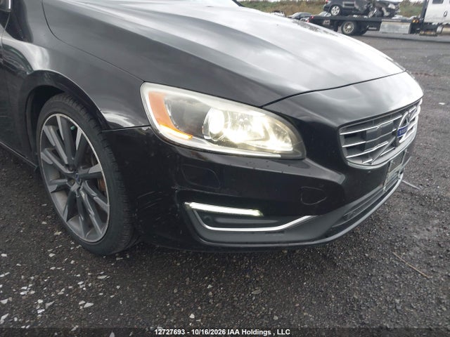 2015 Volvo S60 T6 Platinum მანქანა იყიდება აუქციონზე, vin: YV149MFMXF1369471, აუქციონის ნომერი: 12727693