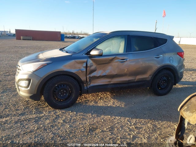 12727709 :رقم المزاد ، 5XYZUDLA2FG241682 vin ، 2015 Hyundai Santa Fe Sport مزاد بيع