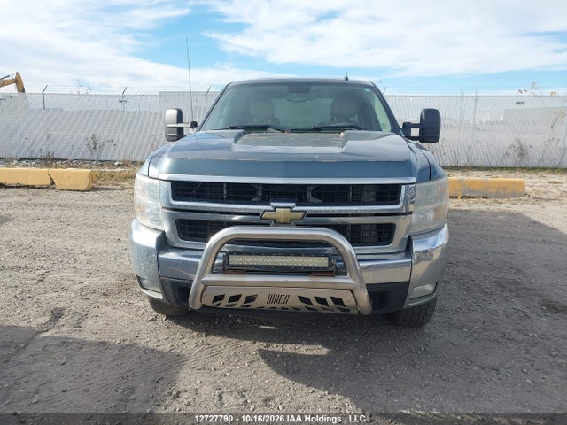 12727790 :رقم المزاد ، 1GC4KYB60AF124635 vin ، 2010 Chevrolet Silverado K2500 Heavy Duty Ltz مزاد بيع