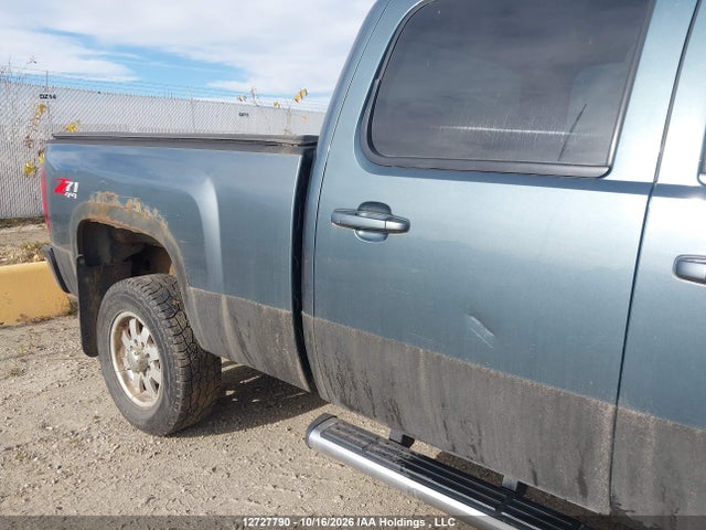 12727790 :رقم المزاد ، 1GC4KYB60AF124635 vin ، 2010 Chevrolet Silverado K2500 Heavy Duty Ltz مزاد بيع