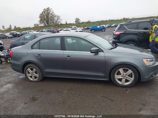 2013 Volkswagen Jetta 2.0 Tdi Comfortline მანქანა იყიდება აუქციონზე, vin: 3VWDL7AJ1DM252123, აუქციონის ნომერი: 12727794