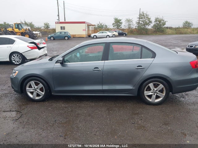 2013 Volkswagen Jetta 2.0 Tdi Comfortline მანქანა იყიდება აუქციონზე, vin: 3VWDL7AJ1DM252123, აუქციონის ნომერი: 12727794