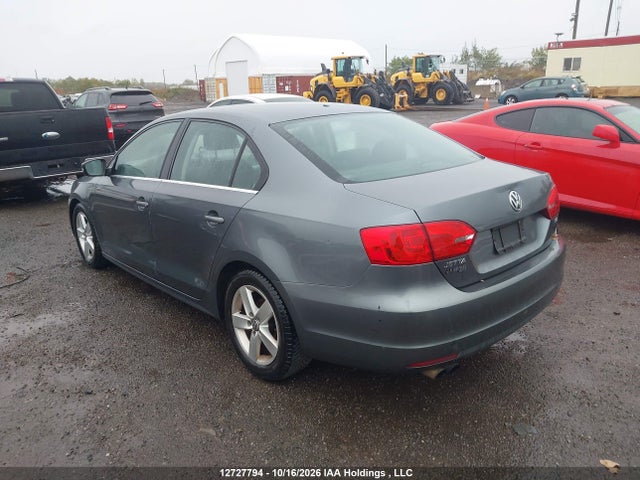 2013 Volkswagen Jetta 2.0 Tdi Comfortline მანქანა იყიდება აუქციონზე, vin: 3VWDL7AJ1DM252123, აუქციონის ნომერი: 12727794