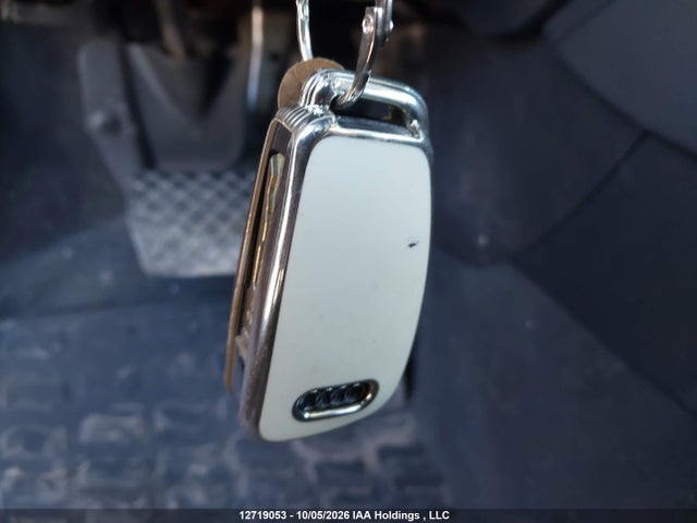 12719053 :رقم المزاد ، WA1GFEFS0FR014420 vin ، 2015 Audi Q3 Prestige مزاد بيع
