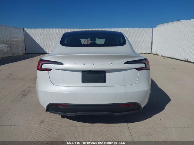 Tesla MODEL 3 2024 LRW3E7FA7RC089985 Image 16