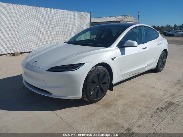 Tesla MODEL 3 2024 LRW3E7FA7RC089985 Image 2