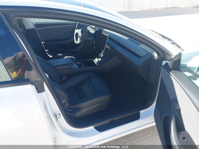 Tesla MODEL 3 2024 LRW3E7FA7RC089985 Image 5