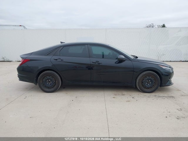 KMHLM4AG1NU229237 Hyundai ELANTRA SEL