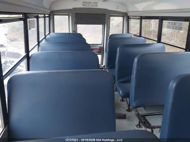 GMC Savana Cutaway Work Van 2019 1GD37SBG6K1144191 Image 8