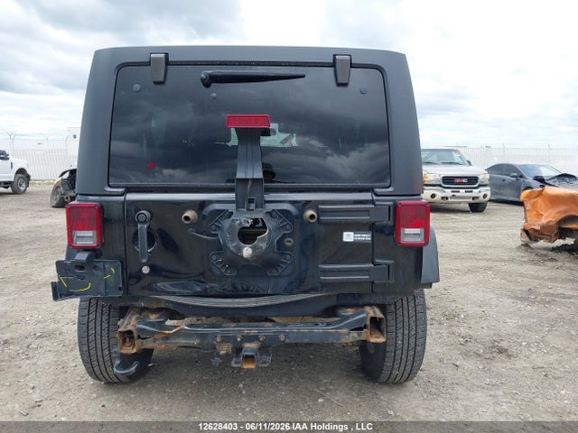 12628403 :رقم المزاد ، 1C4BJWEG8GL126047 vin ، 2016 Jeep Wrangler Unlimited Sahara مزاد بيع