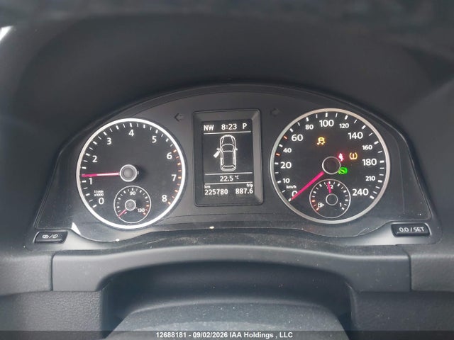 WVGJV7AX3FW070782 Volkswagen Tiguan Comfortline/highline/special Edition/trendline