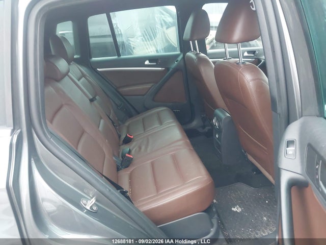 WVGJV7AX3FW070782 Volkswagen Tiguan Comfortline/highline/special Edition/trendline