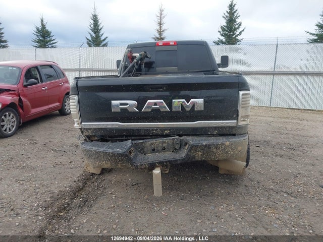12694942 :رقم المزاد ، 3C63R3FL1JG172323 vin ، 2018 Ram 3500 Longhorn مزاد بيع