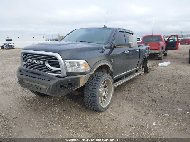 12694942 :رقم المزاد ، 3C63R3FL1JG172323 vin ، 2018 Ram 3500 Longhorn مزاد بيع