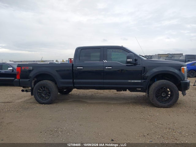 Ford F-350 Platinum 2018 1FT8W3BT3JEB01015 Image 13
