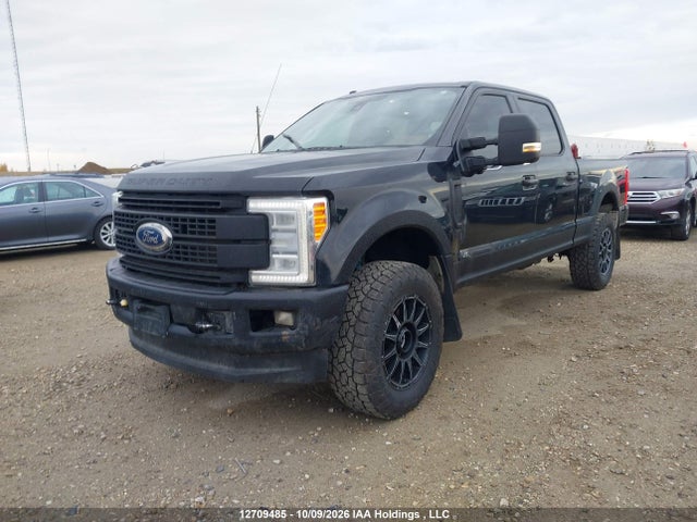 Ford F-350 Platinum 2018 1FT8W3BT3JEB01015 Image 2