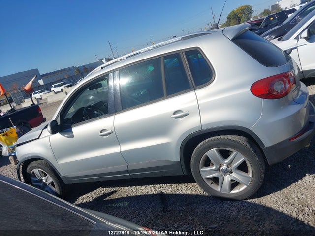 12727918 :رقم المزاد ، WVGBV7AX9AW501056 vin ، 2010 Volkswagen Tiguan 2.0 Tsi Comfortline/2.0 Tsi Highline/2.0 Tsi Trendline مزاد بيع