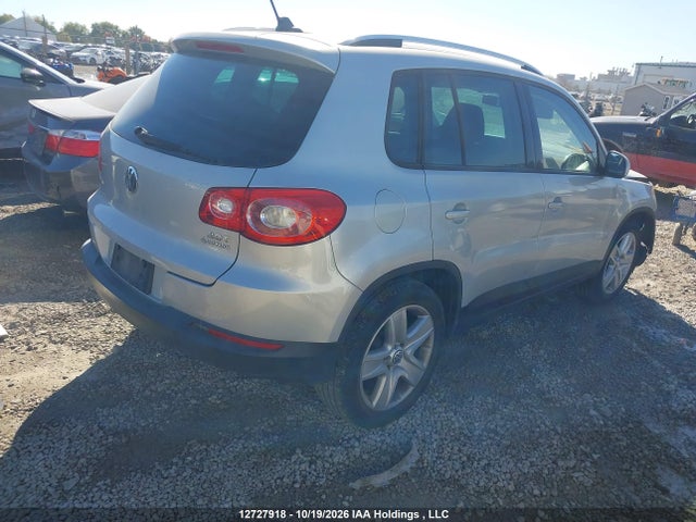 12727918 :رقم المزاد ، WVGBV7AX9AW501056 vin ، 2010 Volkswagen Tiguan 2.0 Tsi Comfortline/2.0 Tsi Highline/2.0 Tsi Trendline مزاد بيع