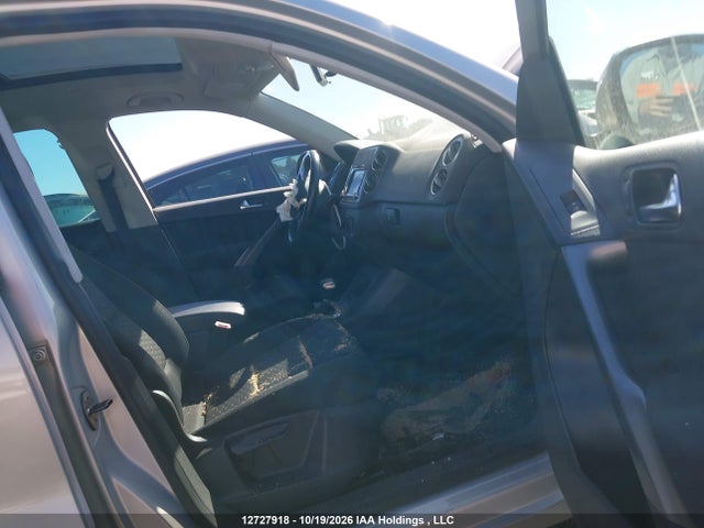 12727918 :رقم المزاد ، WVGBV7AX9AW501056 vin ، 2010 Volkswagen Tiguan 2.0 Tsi Comfortline/2.0 Tsi Highline/2.0 Tsi Trendline مزاد بيع