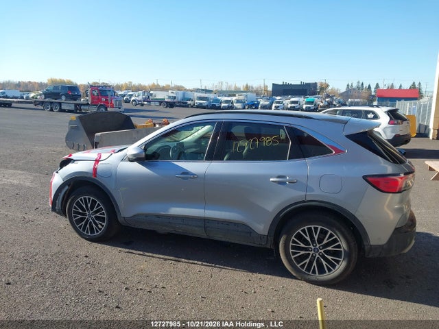 12727985 :رقم المزاد ، 1FMCU0LZ1NUA71182 vin ، 2022 Ford Escape Phev Titanium مزاد بيع