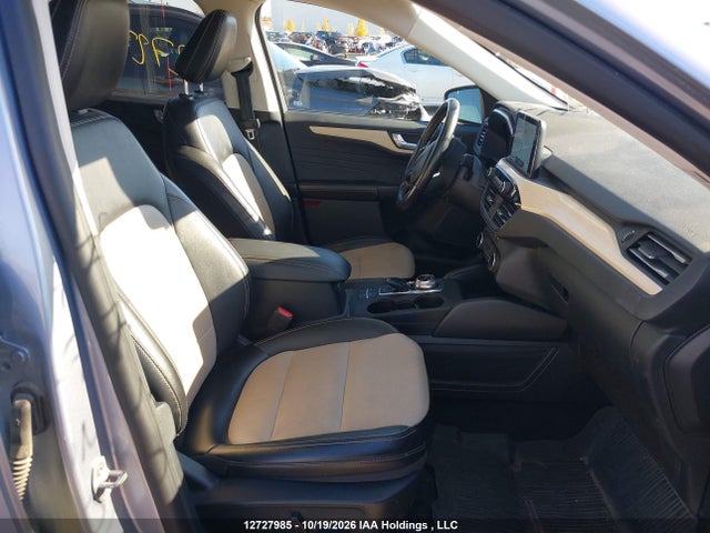 12727985 :رقم المزاد ، 1FMCU0LZ1NUA71182 vin ، 2022 Ford Escape Phev Titanium مزاد بيع
