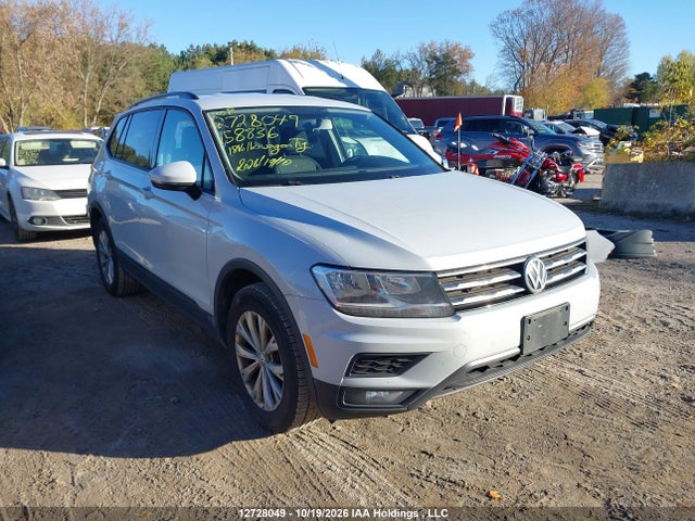 Продаж на аукціоні авто 2018 Volkswagen Tiguan Trendline, vin: 3VV1B7AX3JM158836, номер лоту: 12728049