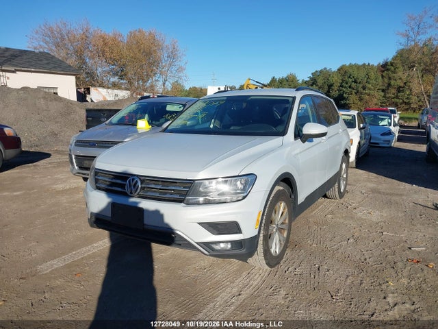 Продаж на аукціоні авто 2018 Volkswagen Tiguan Trendline, vin: 3VV1B7AX3JM158836, номер лоту: 12728049