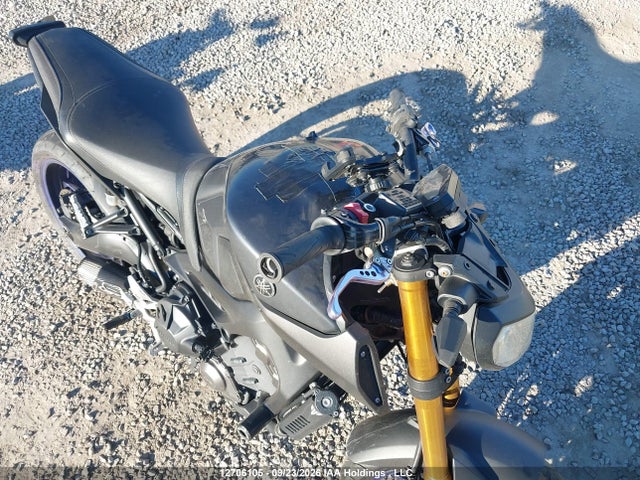 12706105 :رقم المزاد ، JYARN33N5EA000817 vin ، 2014 Yamaha Fz09 مزاد بيع
