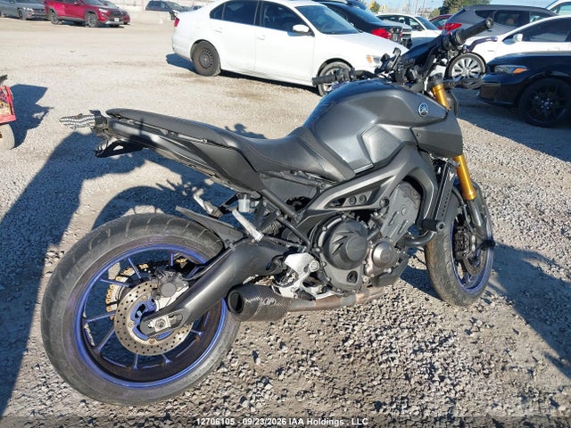12706105 :رقم المزاد ، JYARN33N5EA000817 vin ، 2014 Yamaha Fz09 مزاد بيع