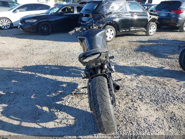 12706105 :رقم المزاد ، JYARN33N5EA000817 vin ، 2014 Yamaha Fz09 مزاد بيع