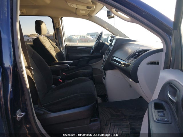 2013 Dodge Grand Caravan Se/sxt მანქანა იყიდება აუქციონზე, vin: 2C4RDGBG3DR666649, აუქციონის ნომერი: 12728225