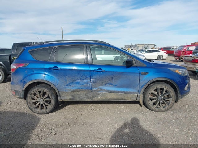 Продаж на аукціоні авто 2017 Ford Escape Se, vin: 1FMCU9GD5HUA34742, номер лоту: 12728404
