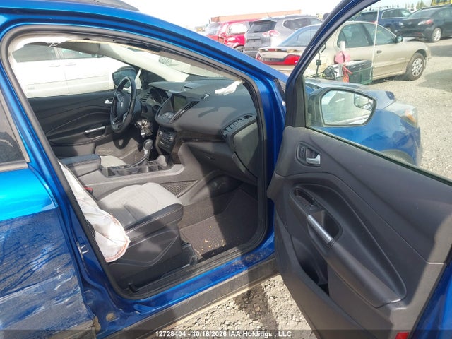 Продаж на аукціоні авто 2017 Ford Escape Se, vin: 1FMCU9GD5HUA34742, номер лоту: 12728404