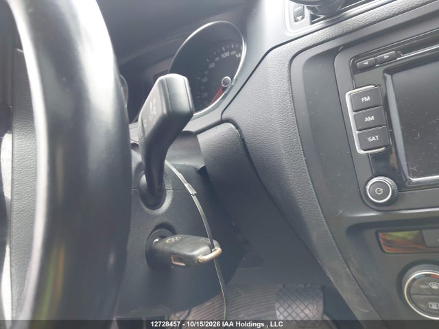3VWD07AJ4FM308471 Volkswagen Jetta 1.8 Tsi Comfortline/1.8 Tsi Trendline+