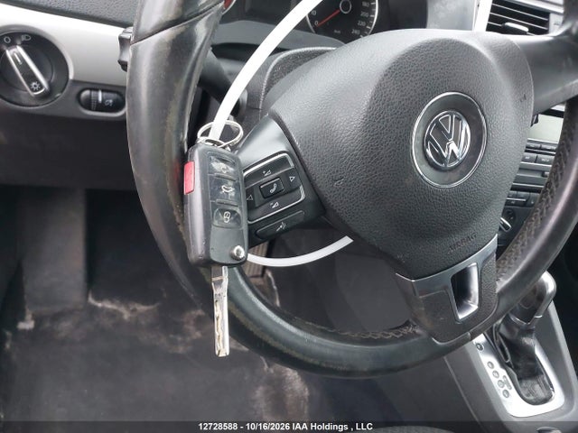 Auction sale of the 2013 Volkswagen Jetta 2.5l Comfortline/2.5l Sportline, vin: 3VWDX7AJ7DM388633, lot number: 12728588
