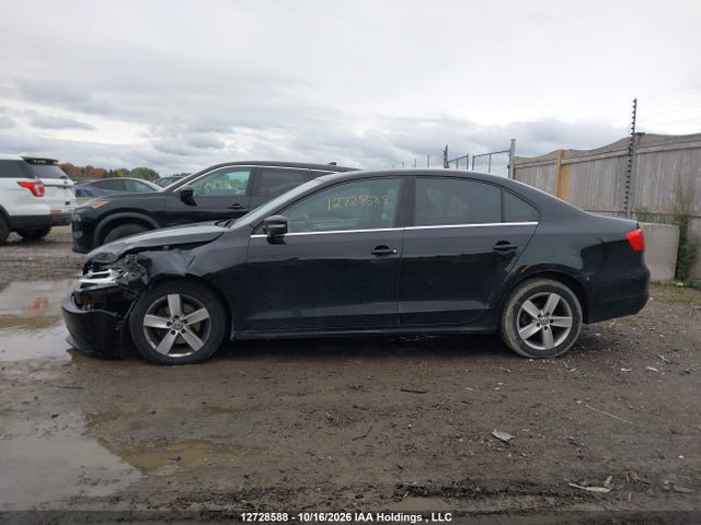 Auction sale of the 2013 Volkswagen Jetta 2.5l Comfortline/2.5l Sportline, vin: 3VWDX7AJ7DM388633, lot number: 12728588