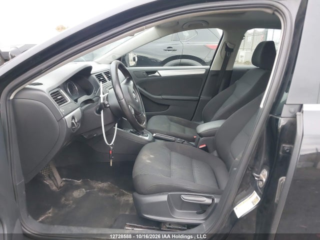 Auction sale of the 2013 Volkswagen Jetta 2.5l Comfortline/2.5l Sportline, vin: 3VWDX7AJ7DM388633, lot number: 12728588