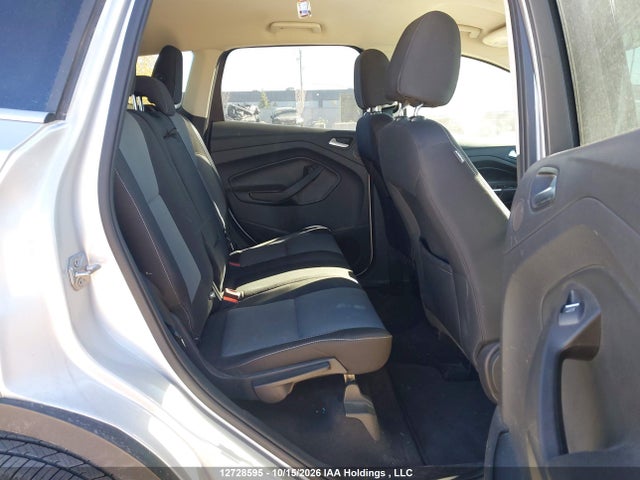 Ford ESCAPE SE 2017 1FMCU9G95HUA43209 Image 8