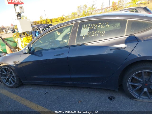 Продаж на аукціоні авто 2022 Tesla Model 3 Rwd/standard Range, vin: 5YJ3E1EA5NF192692, номер лоту: 12728763