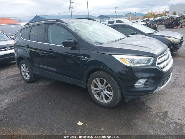 12719200 :رقم المزاد ، 1FMCU9G91HUD46374 vin ، 2017 Ford Escape Se مزاد بيع