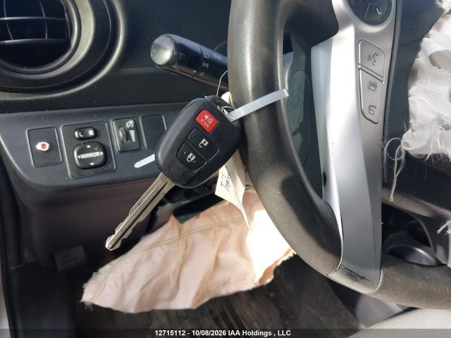 Toyota Prius C Technology 2016 JTDKDTB38G1138847 Image 11