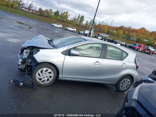 Toyota Prius C Technology 2016 JTDKDTB38G1138847 Image 15