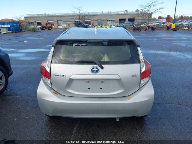 Toyota Prius C Technology 2016 JTDKDTB38G1138847 Image 17