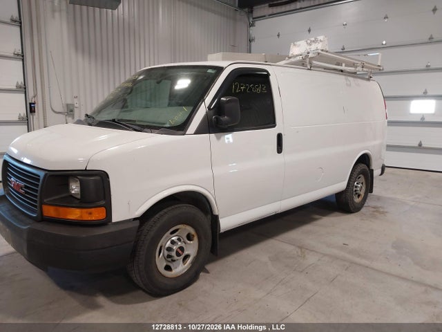GMC Savana G2500 2014 1GTW7FCA1E1166557 Image 2