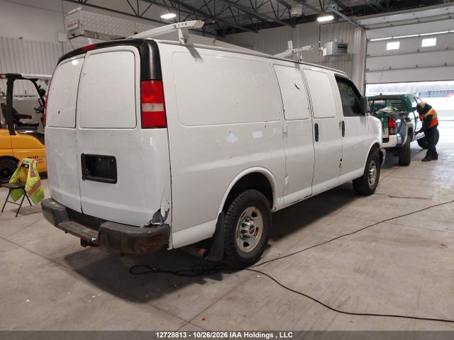 GMC Savana G2500 2014 1GTW7FCA1E1166557 Image 4