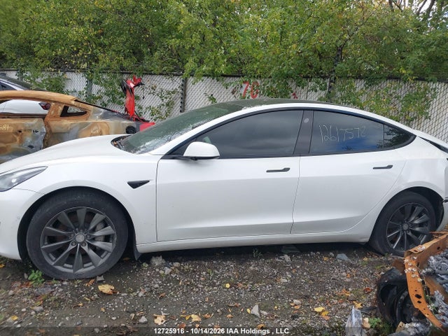 Tesla Model 3 Long Range 2022 5YJ3E1EB0NF194861 Image 13
