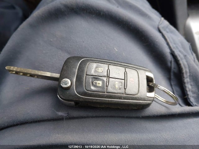 1G1JC5SH1F4202562 Chevrolet SONIC LT