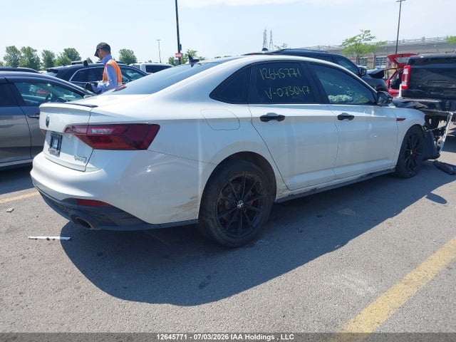 2024 Volkswagen Jetta Gli 40th Anniversary Edition მანქანა იყიდება აუქციონზე, vin: 3VW8T7BU1RM073047, აუქციონის ნომერი: 12645771
