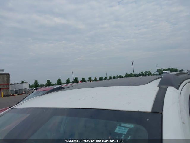Продажа на аукционе авто 2017 Buick Encore Essence, vin: KL4CJGSM8HB021143, номер лота: 12654259