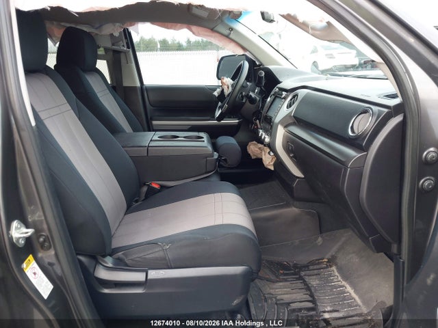 5TFDY5F19GX492388 Toyota Tundra Sr5 5.7l V8